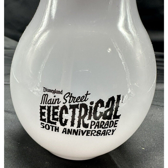 Disneyland Main Street 50TH Anniv. Electrical Parade Light Up Bulb Sipper New - Picture 3 of 10